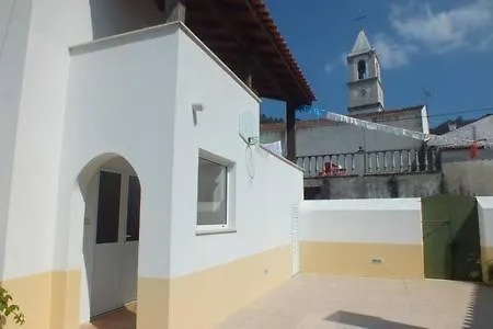 Casa Da Avo Tita Holiday home